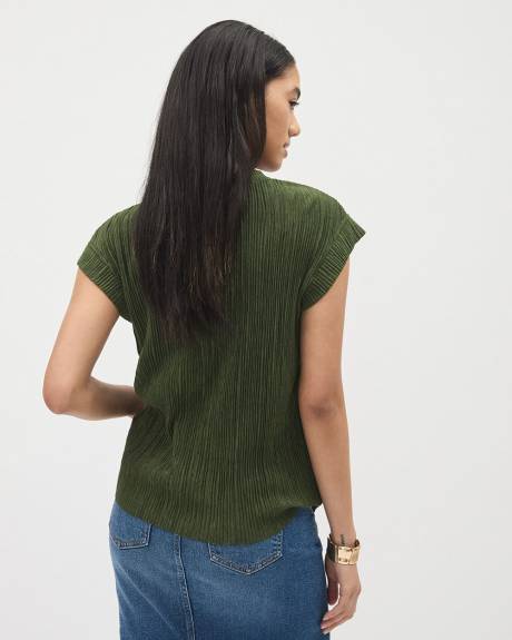 Crew-Neck Crinkled-Knit Tee with Cap Sleeves